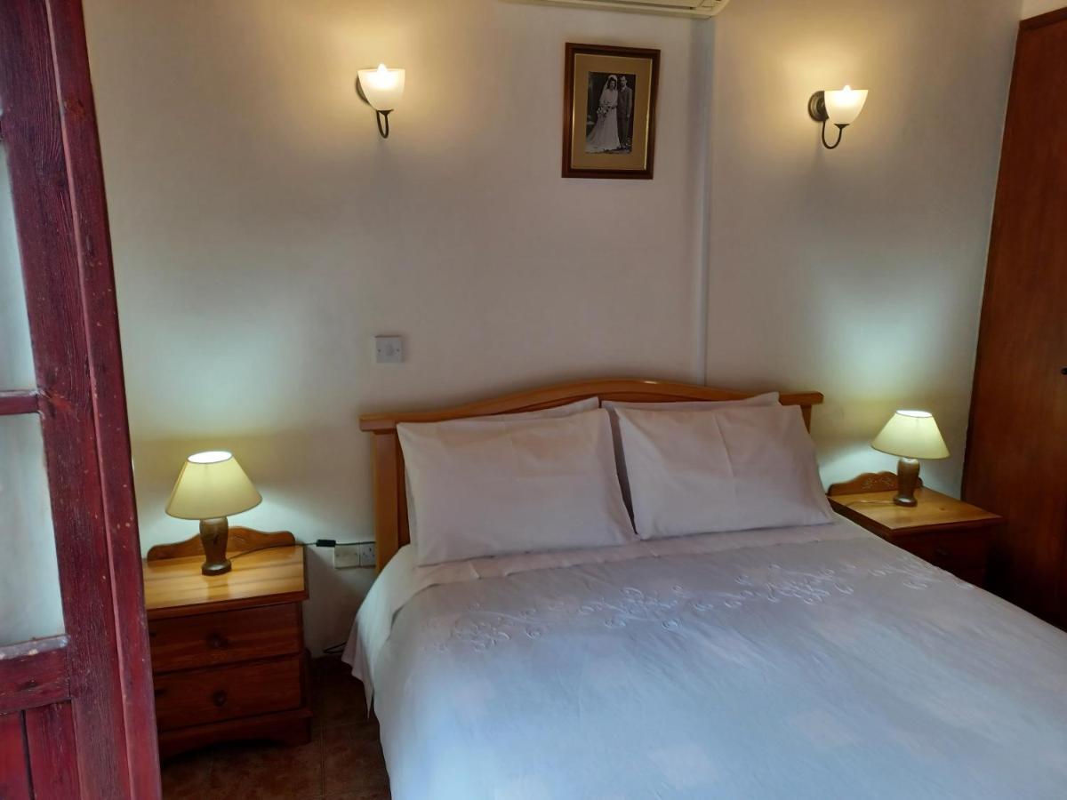 Appartamento Niovi House Tokni Esterno foto