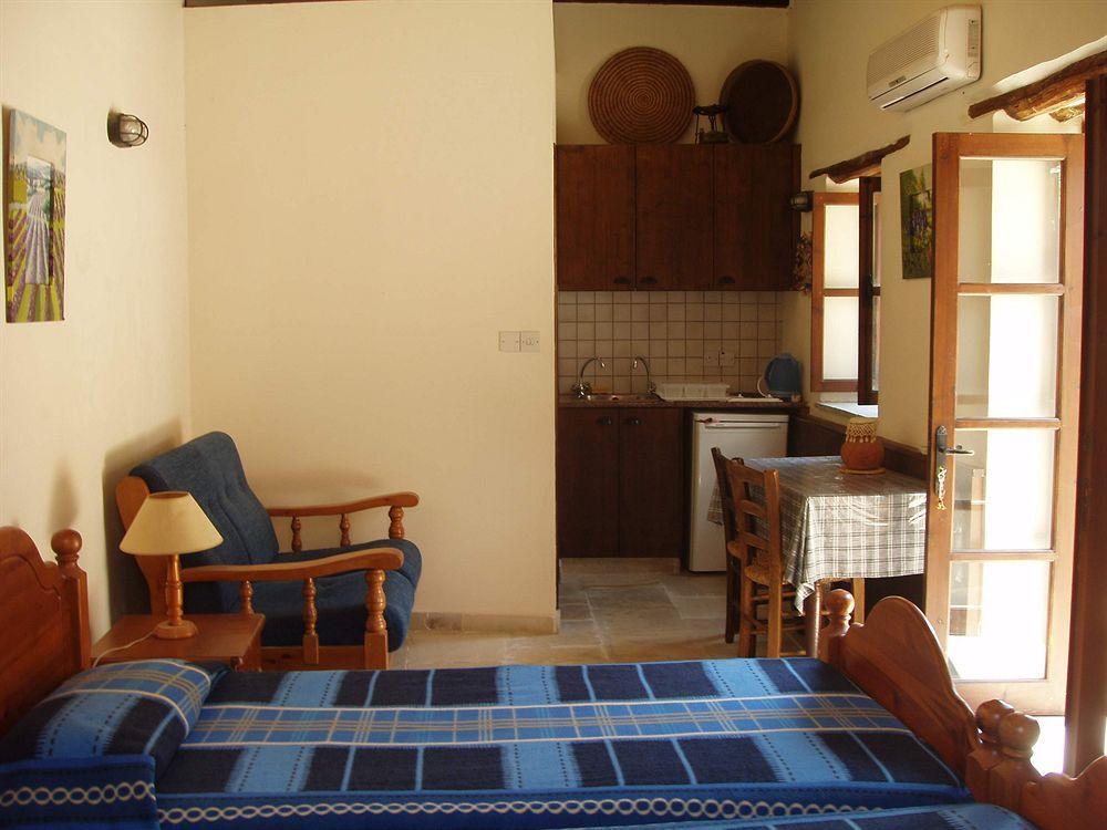Appartamento Niovi House Tokni Esterno foto