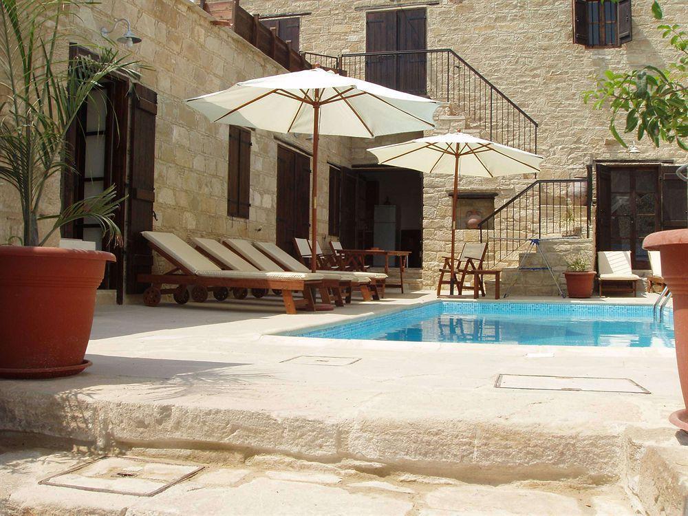 Appartamento Niovi House Tokni Esterno foto
