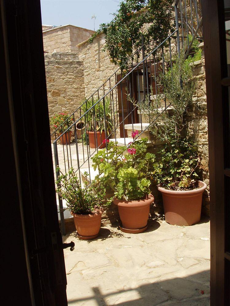 Appartamento Niovi House Tokni Esterno foto