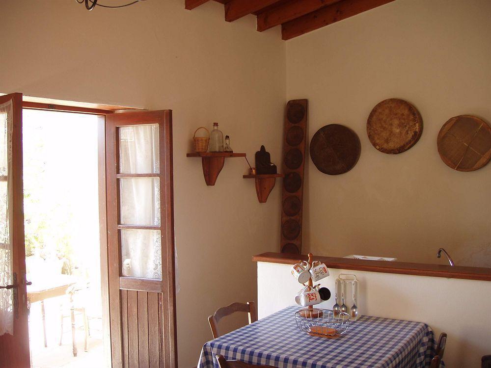 Appartamento Niovi House Tokni Esterno foto