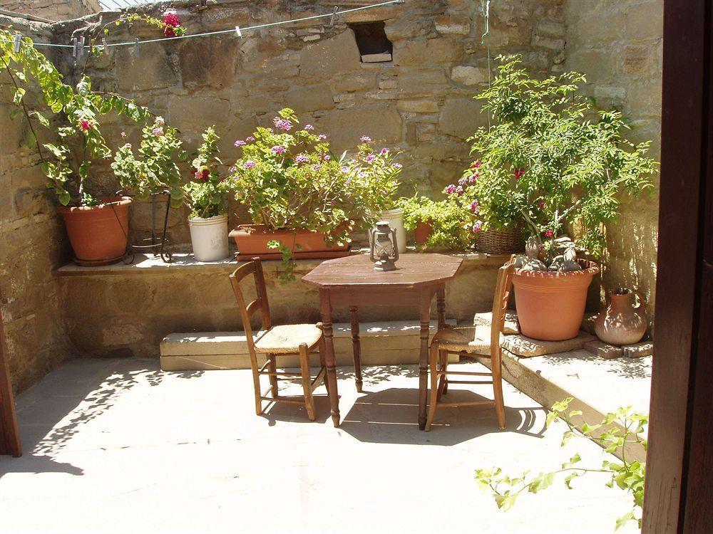 Appartamento Niovi House Tokni Esterno foto